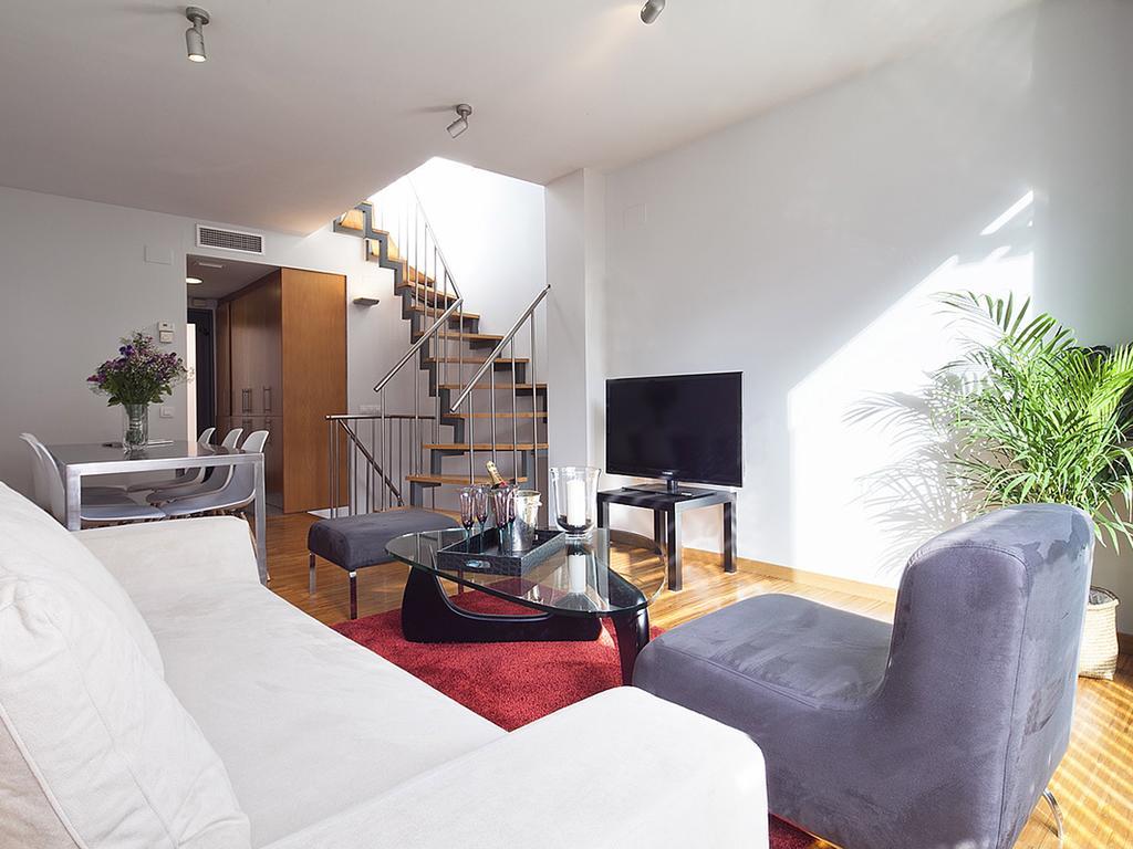 Apartment Barcelona Rentals - Penthouse With Terrace Esterno foto